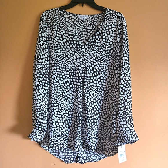 Ophelia Roe NWT dotted top, size XL. - Picture 1 of 7
